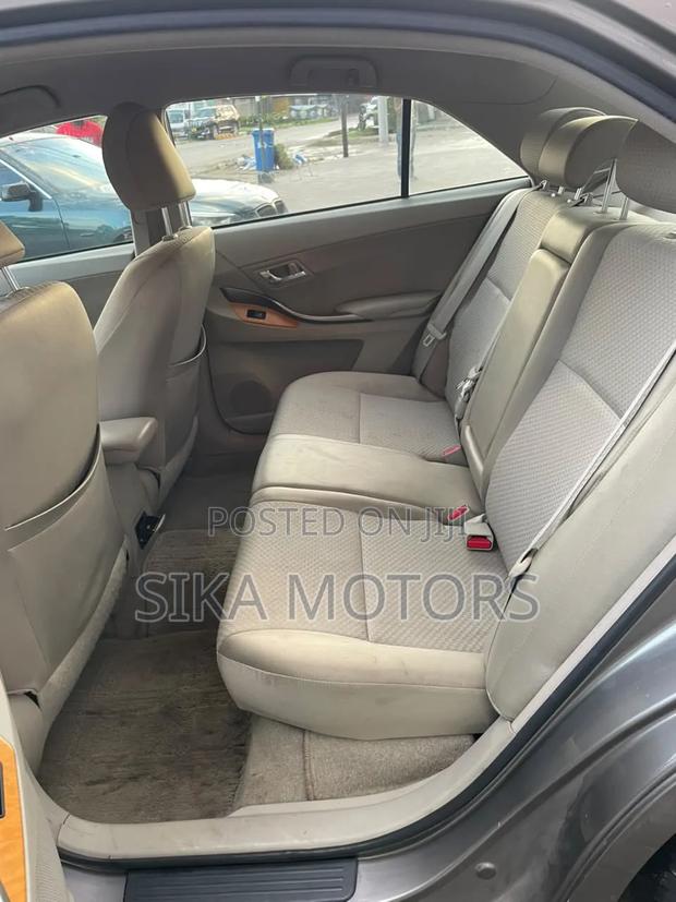 Toyota Premio 2010 Gray