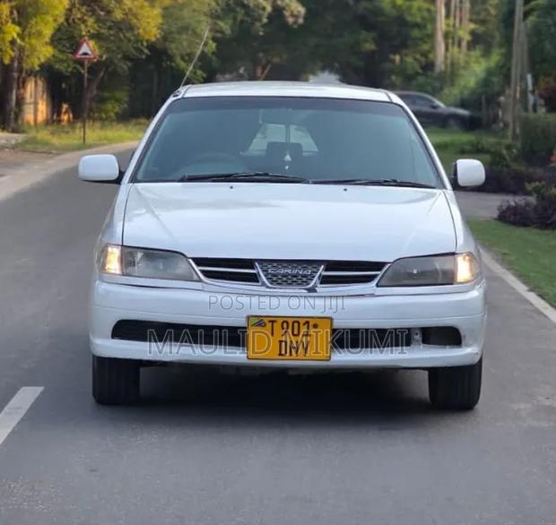 Toyota Carina 2001 White
