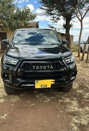 Toyota Hilux 2022 Black for sale