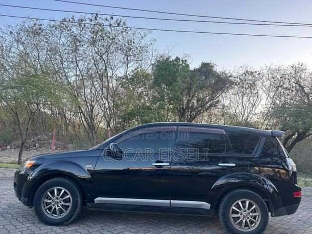 Mitsubishi Outlander 2009 Black