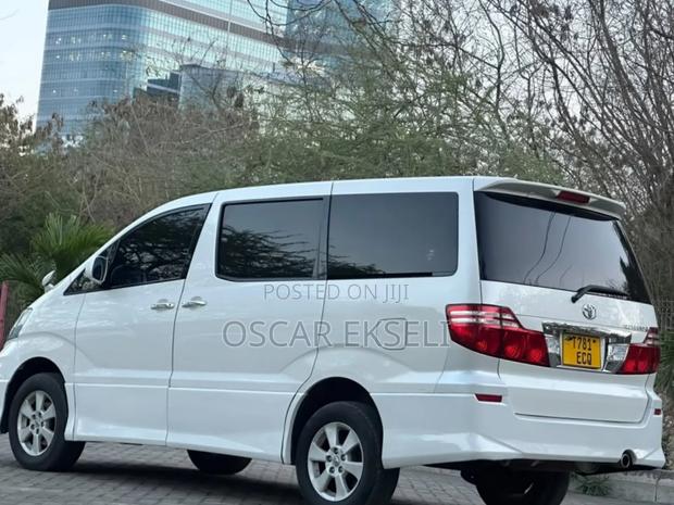 Toyota Alphard 2007 White