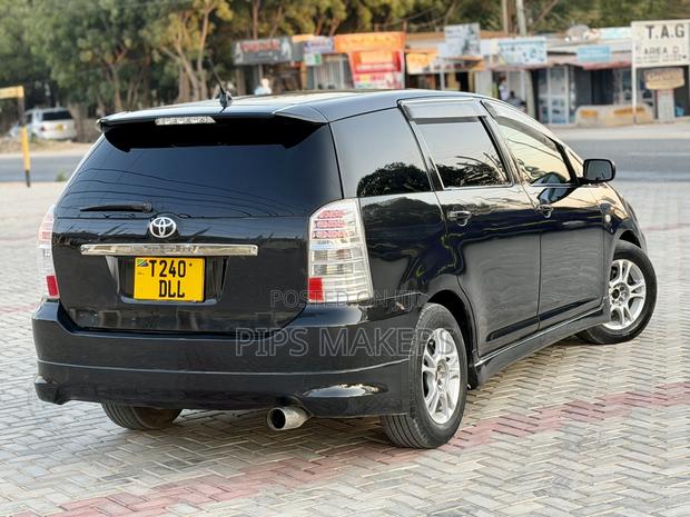 Toyota Wish 2004 Black