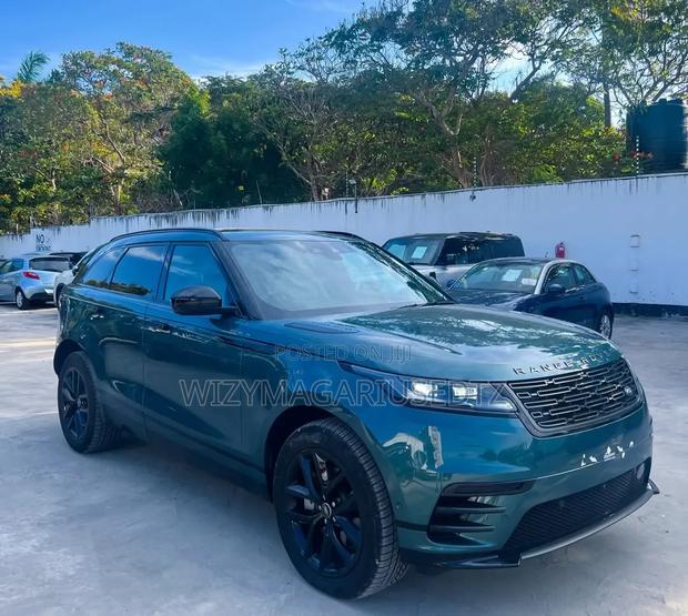 Land Rover Range Rover Velar 2024 Green