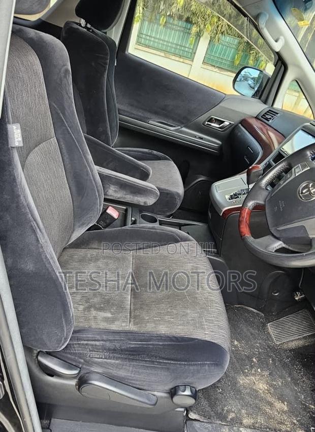 Toyota Alphard 2010 Black