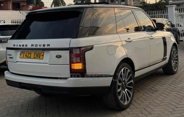 Land Rover Range Rover Vogue 2014 White