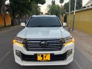 Toyota Land Cruiser 2017 Pearl for sale