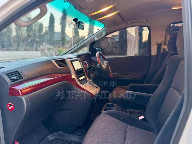 Toyota Alphard 2008 White
