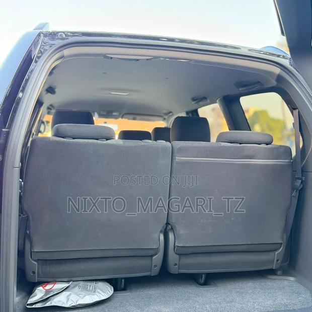 Toyota Land Cruiser 2007 Black