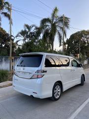 Toyota Vellfire V 2.4 4WD 7-Seater 2009 White for sale