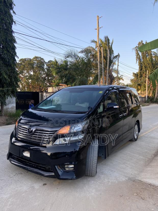 Toyota Vellfire V 2.4 4WD 7-Seater 2009 Black