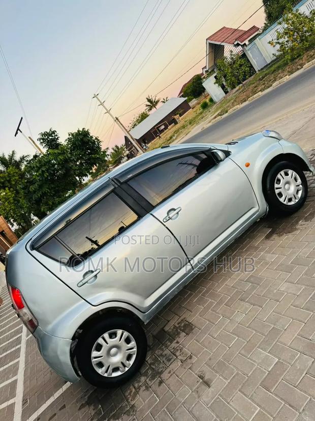 Toyota Passo 2006 Silver