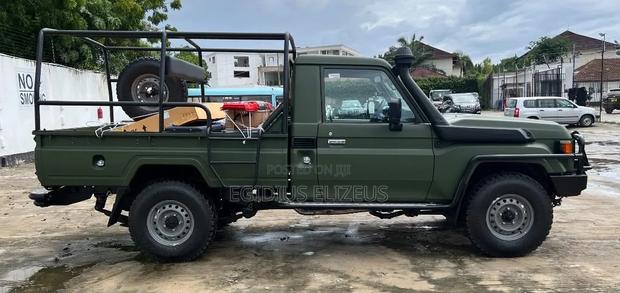 New Toyota Land Cruiser 2025 Green