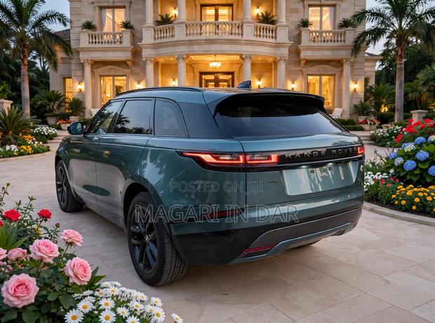 Land Rover Range Rover Velar 2025 Green