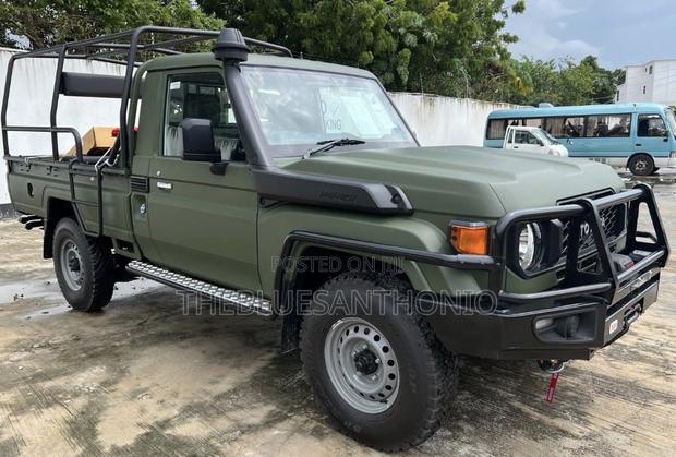 New Toyota Land Cruiser 2025 Green