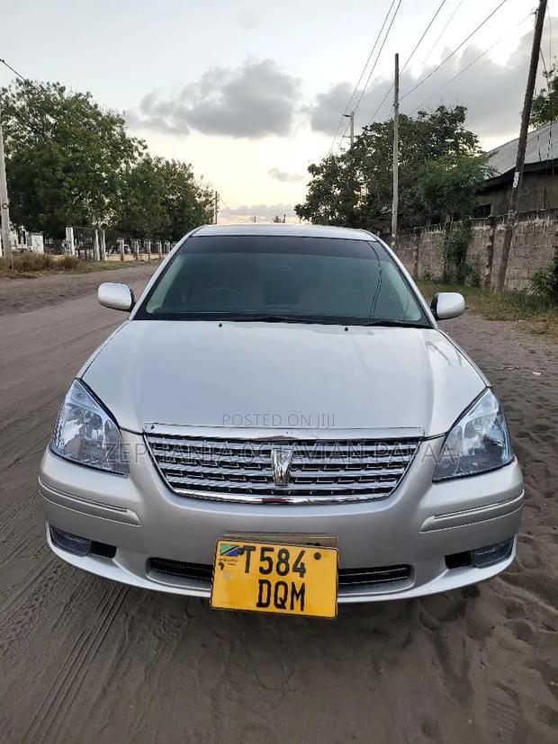 Toyota Premio 2005 Silver