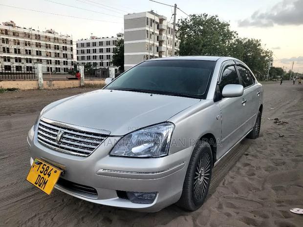 Toyota Premio 2005 Silver