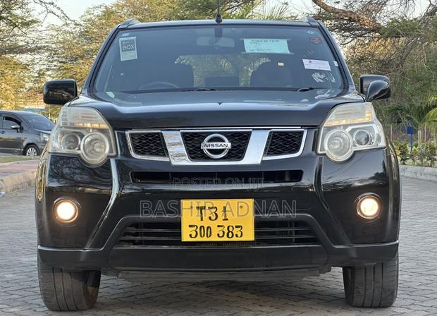 Nissan X-Trail 2013 Matt Black