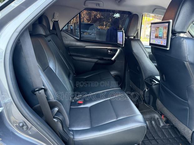 Toyota Fortuner 2023 Gray