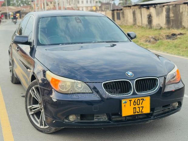 BMW 5 Series 2005 Black
