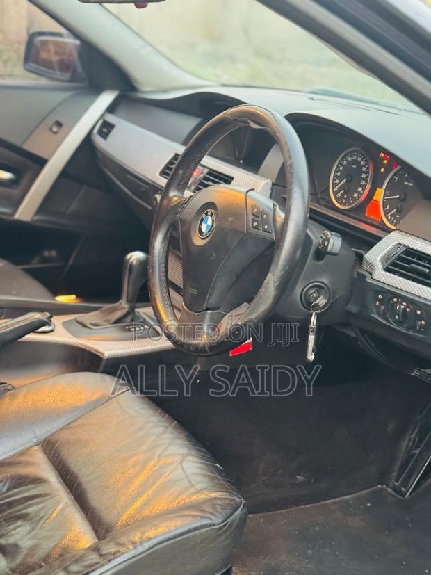 BMW 5 Series 2005 Black