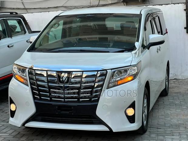 Toyota Alphard 2016 White