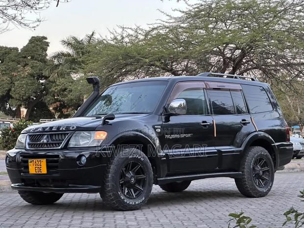 Mitsubishi Pajero Sport 2005 Black