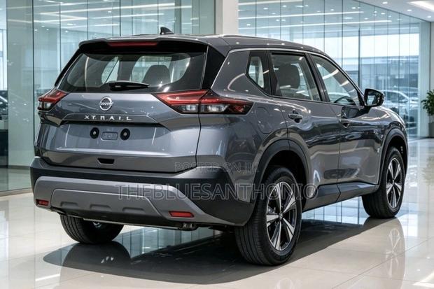 New Nissan X-Trail 2024 Gray