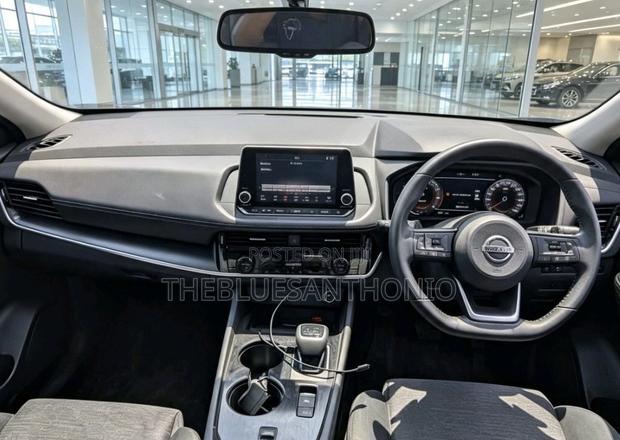 New Nissan X-Trail 2024 Gray
