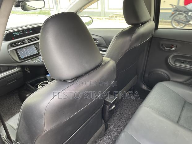 Toyota Aqua 2014 Gray