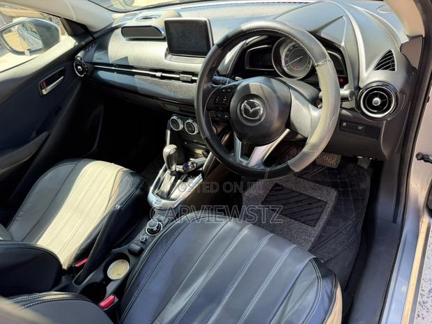 Mazda Demio 2015 Silver