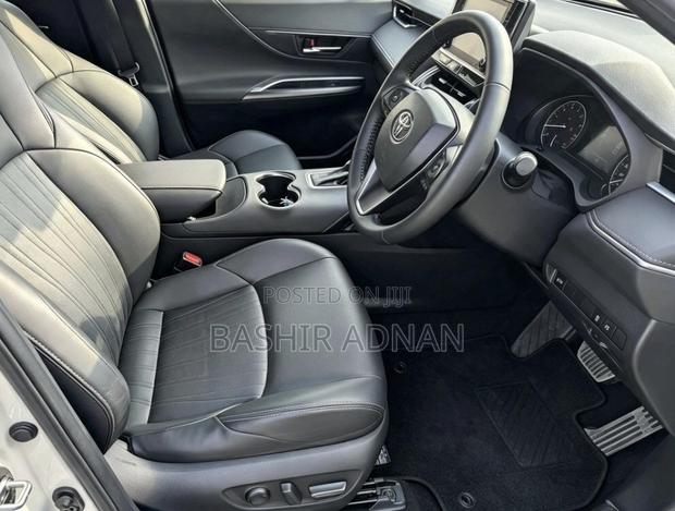 Toyota Harrier Z 2021 Pearl