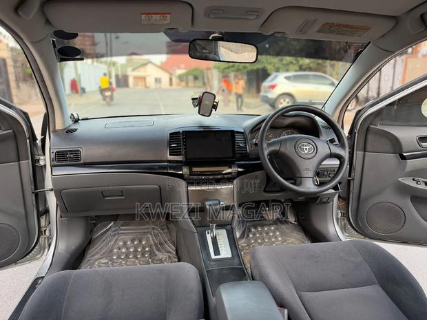 Toyota Premio 1.5 FWD 2004 Silver