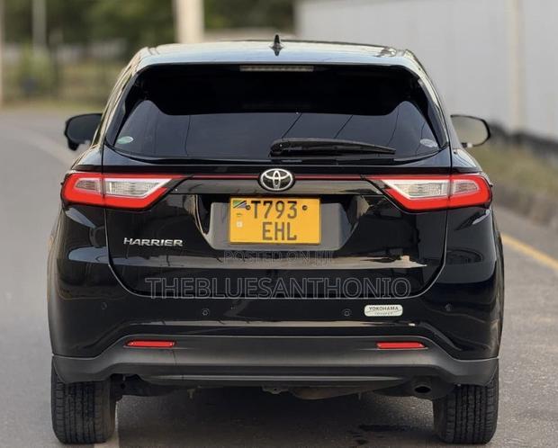 Toyota Harrier 2018 Black