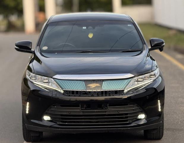 Toyota Harrier 2018 Black