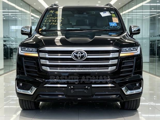 Toyota Land Cruiser LC300 2024 Matt Black