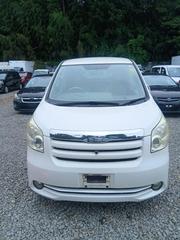 Toyota Noah 2008 White for sale