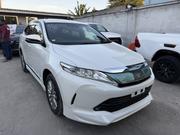 Toyota Harrier 2017 White for sale