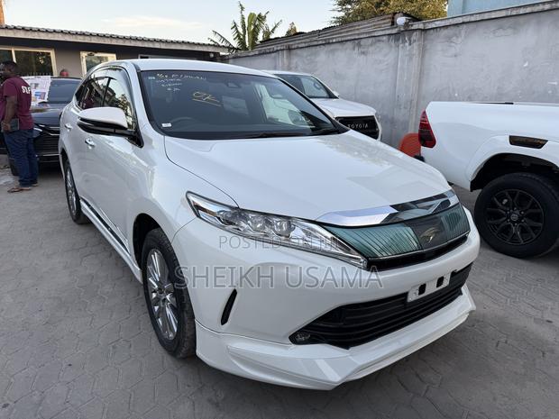 Toyota Harrier 2017 White