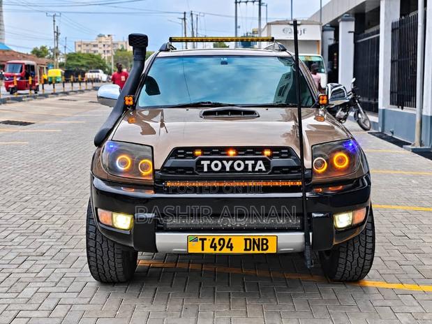 Toyota Hilux Surf 2.7 SSR 2004 Brown