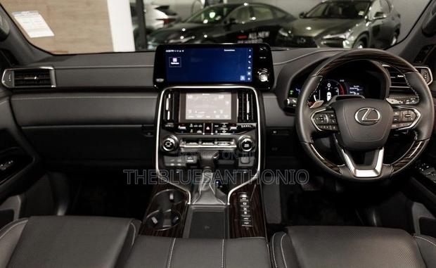 New Lexus LX 2025 Black