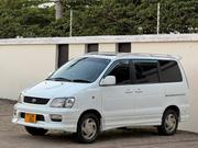 Toyota Noah 2004 White for sale