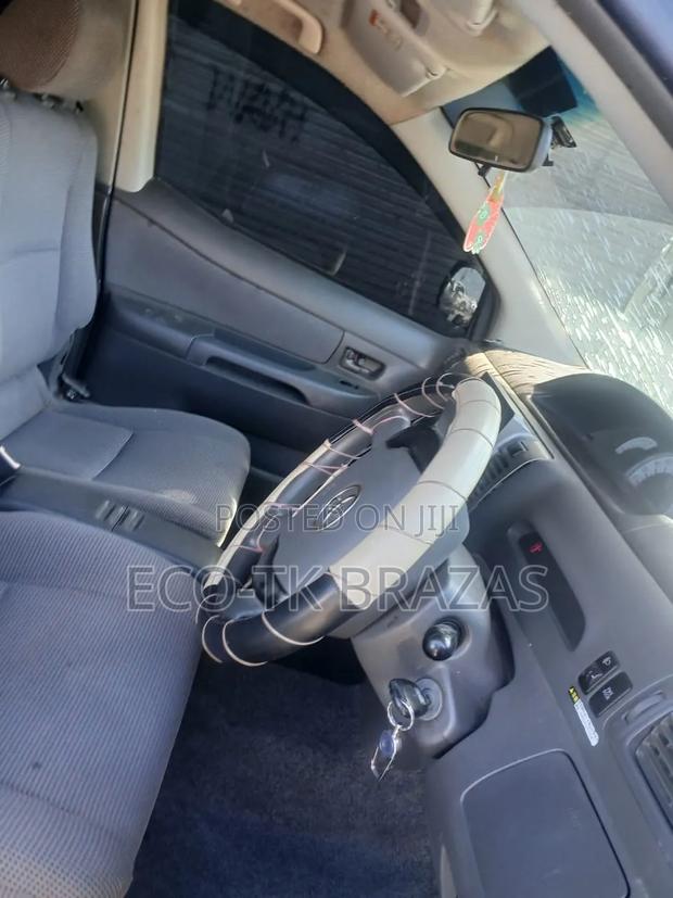 Toyota Raum 1.5 FWD 2006 Silver