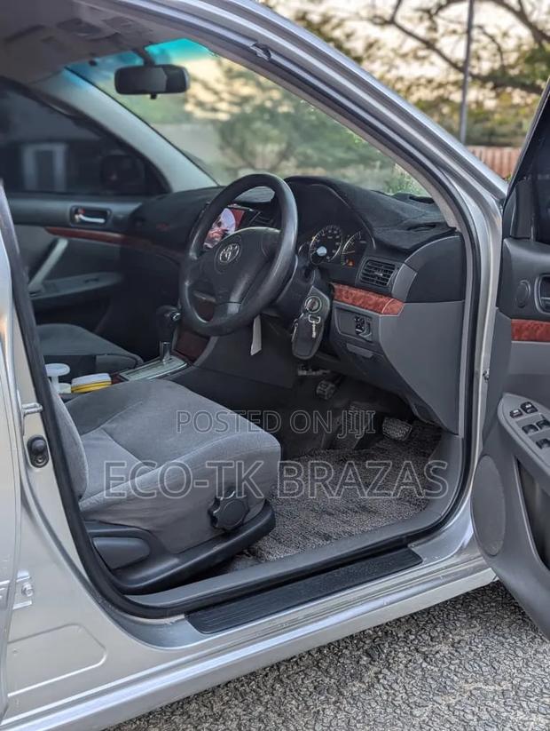 Toyota Premio 1.5 FWD 2006 Silver