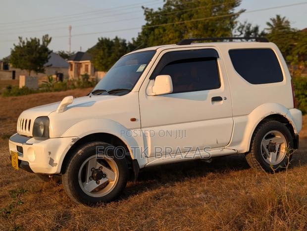 Suzuki Jimny Classic 2005 White