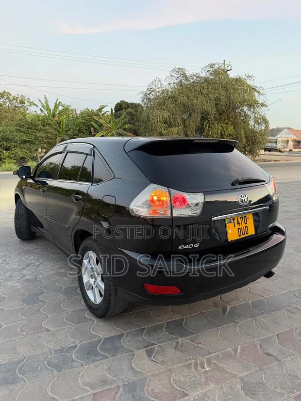 Toyota Harrier 2006 Black