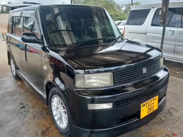 Toyota bB 2006 Black