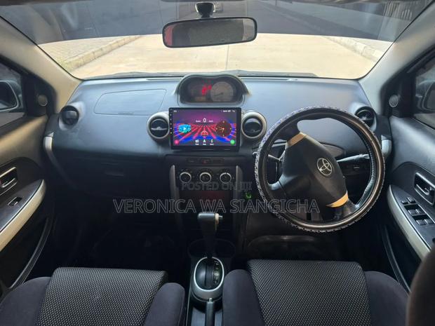 Toyota IST 2003 Silver