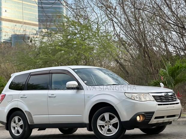 Subaru Forester 2009 White