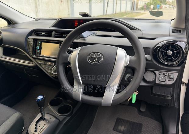 Toyota Aqua 2016 White