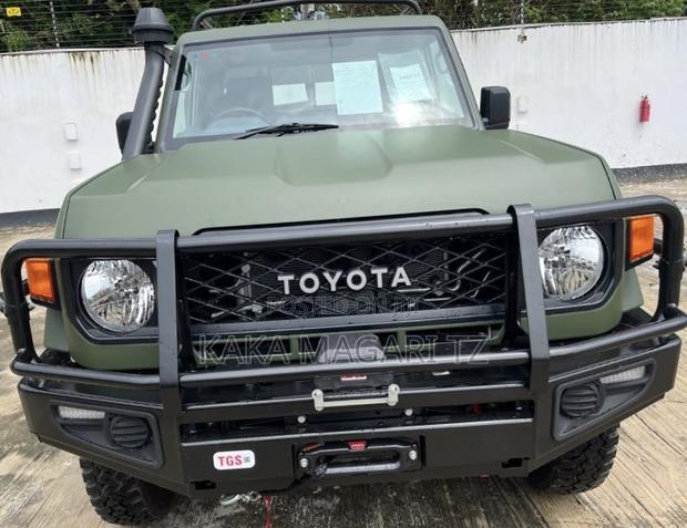 Toyota Land Cruiser 2025 Green